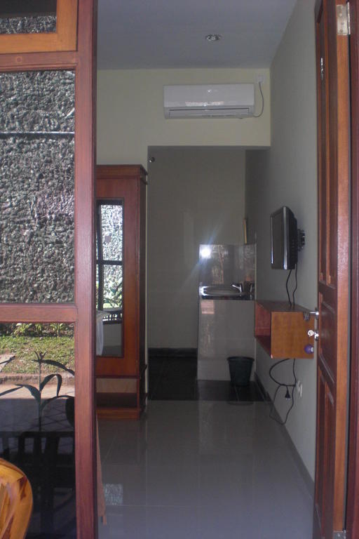 Gm Bali Guest House Kuta Lombok Pokoj fotografie